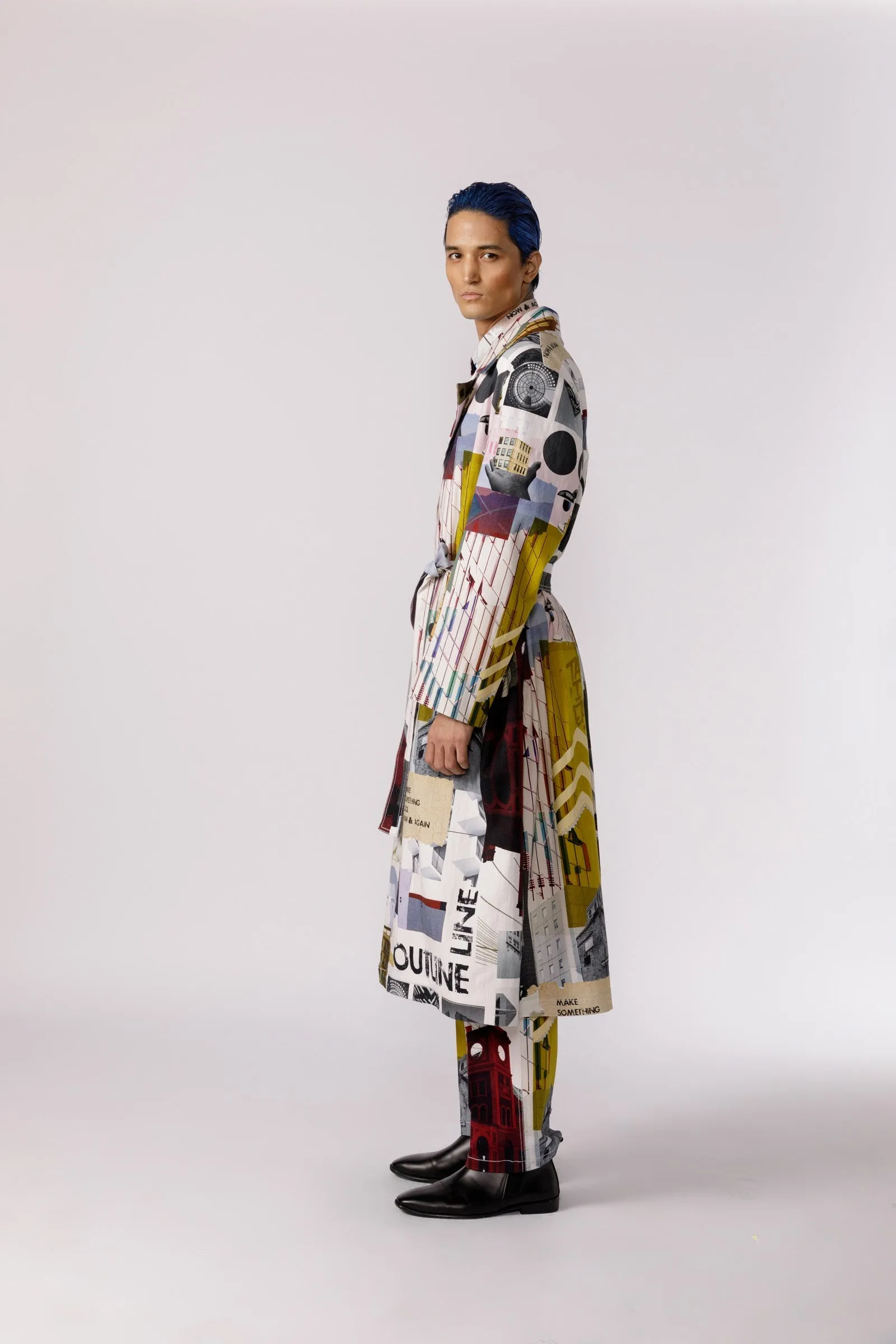 Bauhaus mosaic printed trench