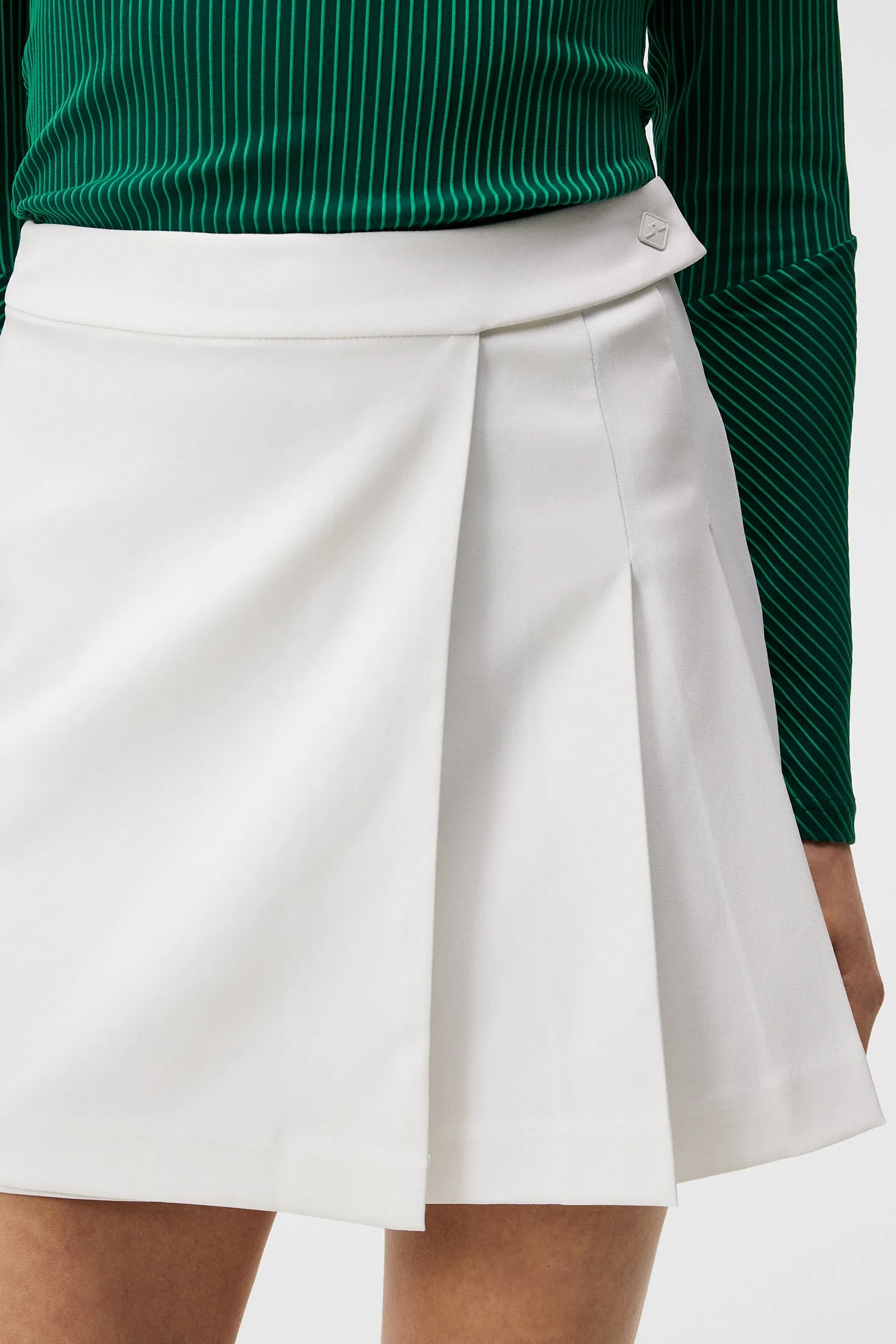 Cataleya Pleated Skirt / White