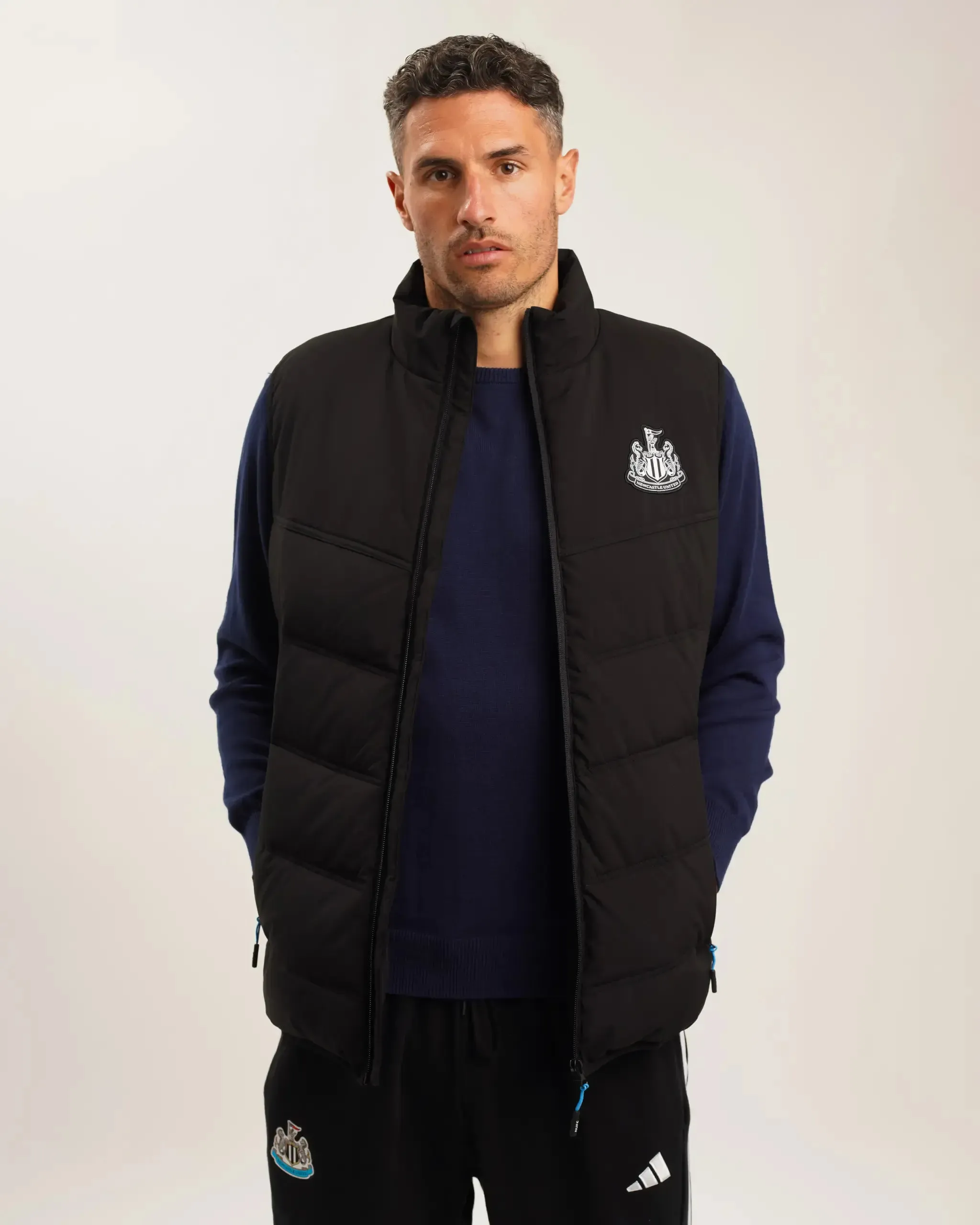 Newcastle United Men's Black Padded Gilet