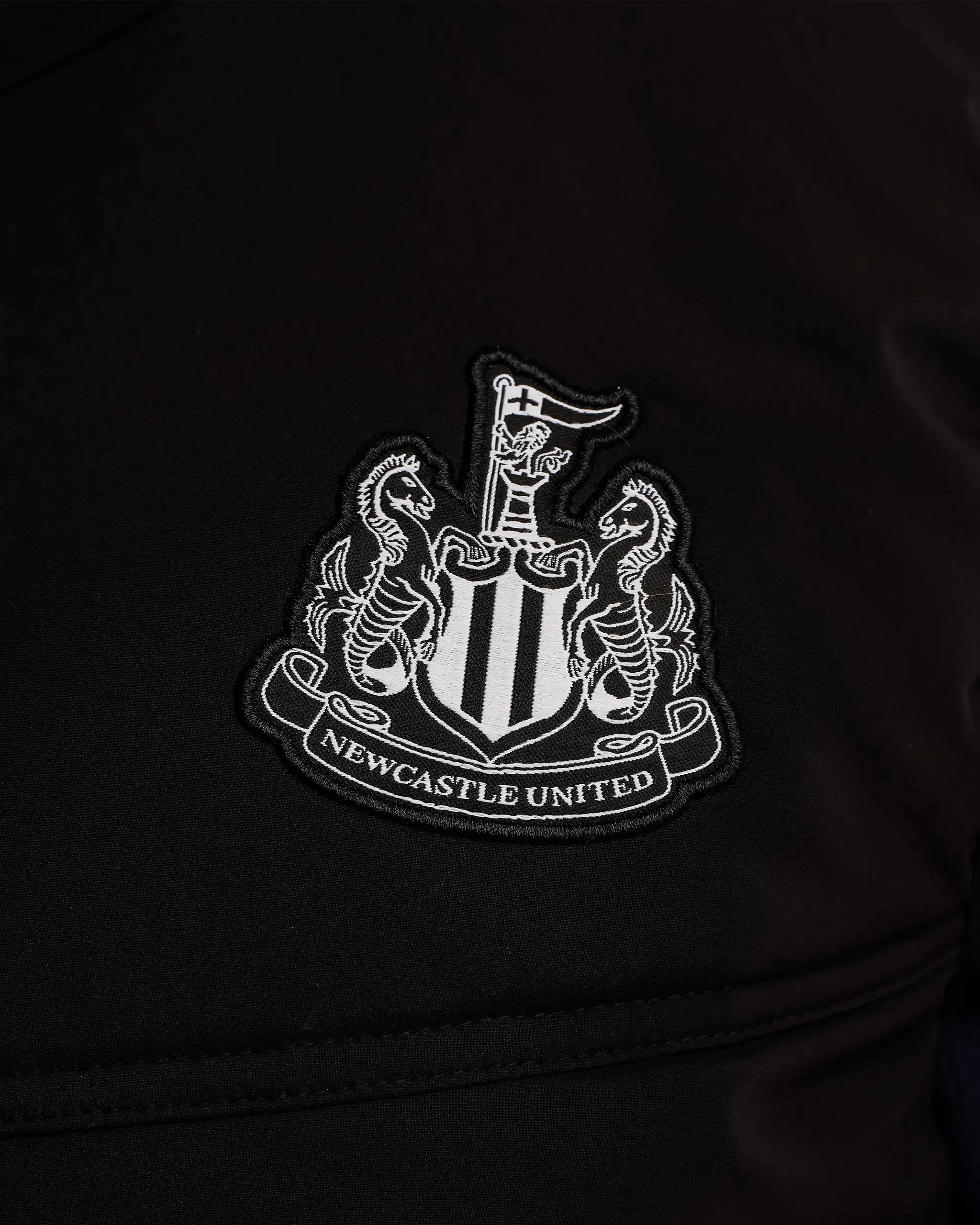 Newcastle United Men's Black Padded Gilet