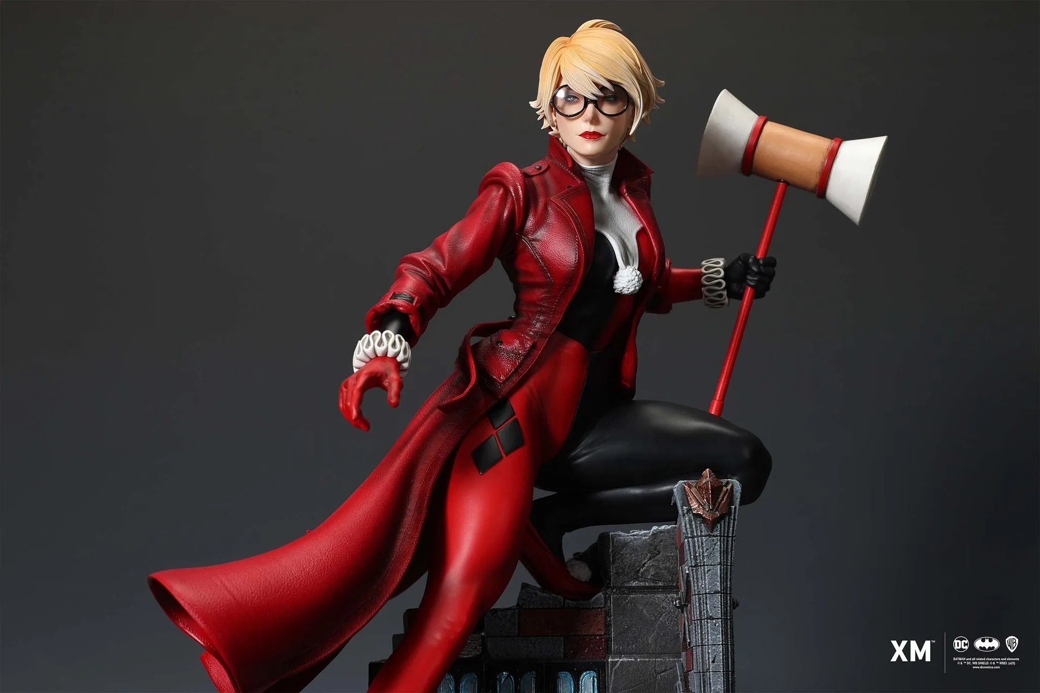 [Pre-Order] XM Studios - Harley Quinn (Batman: White Knight) - Regular Version 1/4 Scale